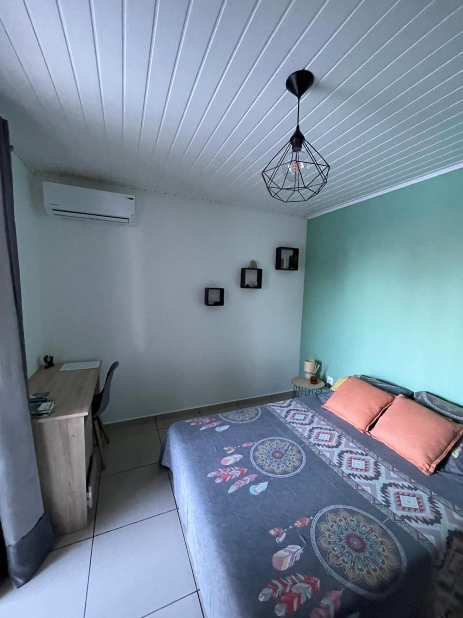 Escapade Dans L'Est Chambre Confort Avec Piscine Bras-Panon Luaran gambar